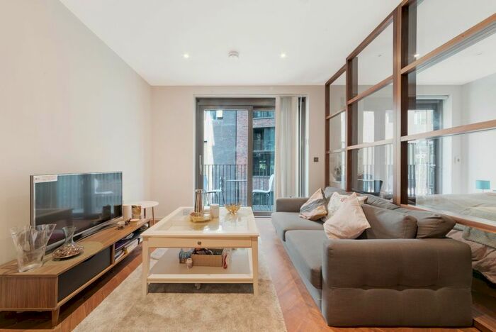 Studio To Rent In Capital Building, Embassy Gardens, London, SW11