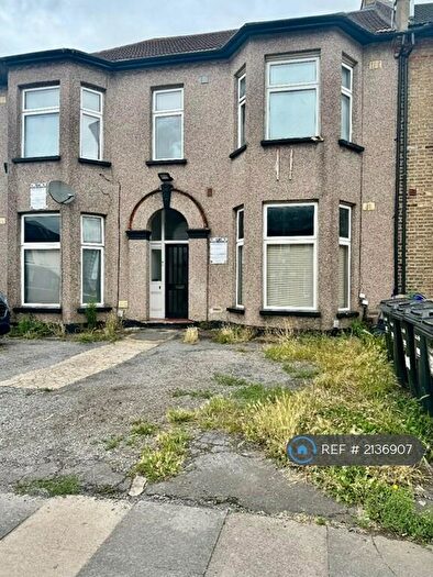 Studio To Rent In Argyle Road, Ilford, IG1