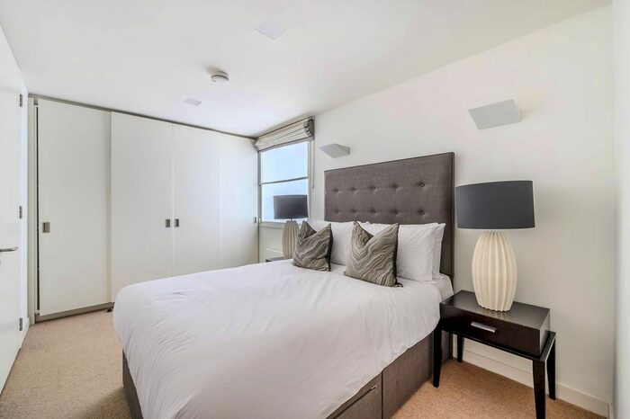 2 Bedroom Flat To Rent In Fulham Road, Chelsea, London, SW3