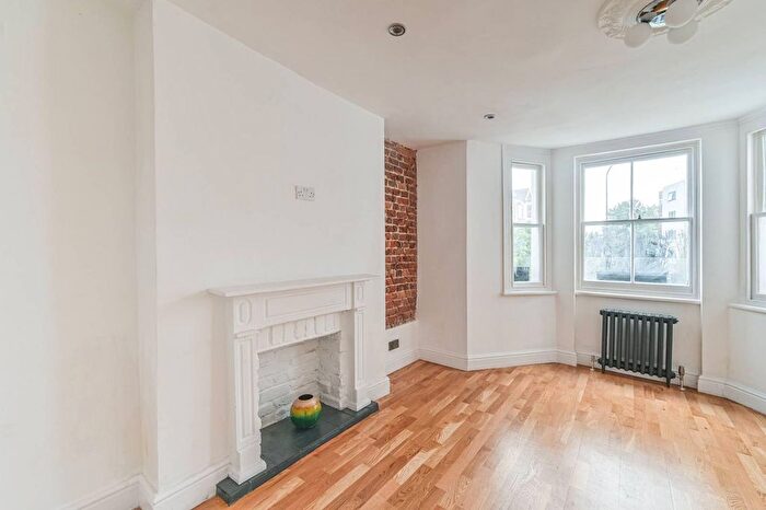 1 Bedroom Flat For Sale In Devonshire Road, Forest Hill, London, SE23