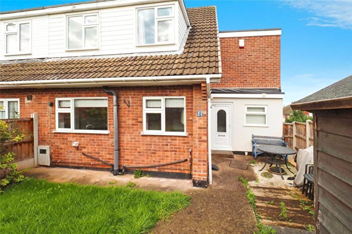 3 Bedroom Semi Detached House For Sale In Lansdown Close, Beeston, Nottingham, Nottinghamshire, NG9