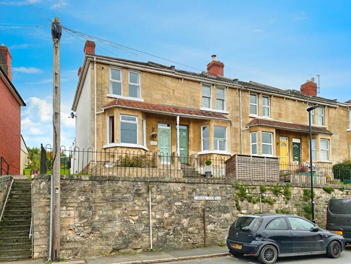 2 Bedroom End Of Terrace House For Sale In Fairfield Park - Tyning Terrace, BA1