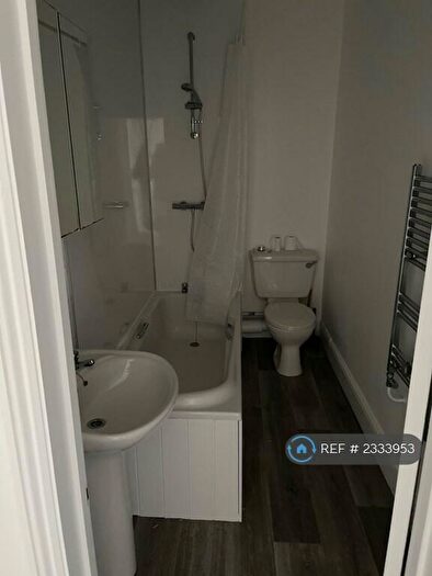 2 Bedroom Flat To Rent In Avonvale Road, Bristol, BS5