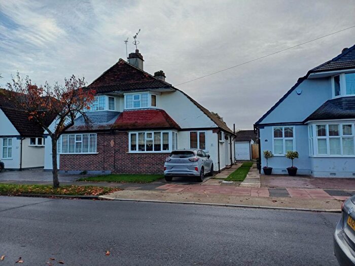 3 Bedroom Semi-Detached House To Rent In Crombie Road, Sidcup, DA15