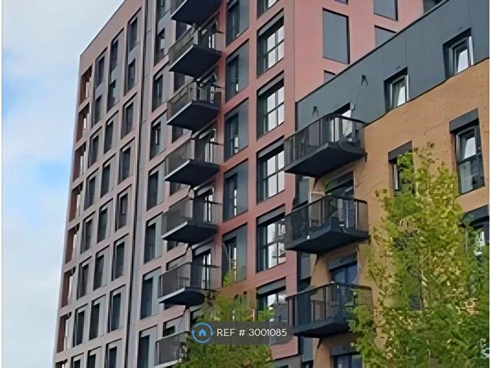 2 Bedroom Flat To Rent In Television House-Meridian Way, Southampton, SO14