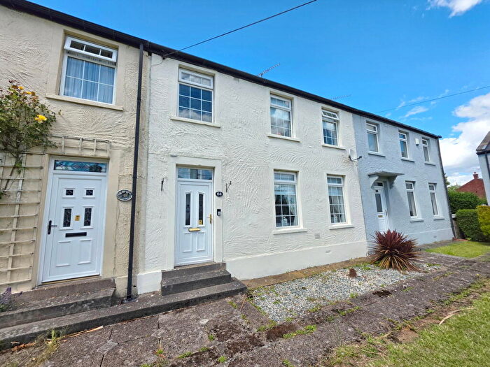 3 Bedroom Town House For Sale In Vernon Road, Worsbrough, Barnsley, S70