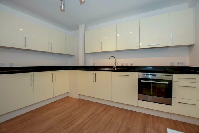 1 Bedroom Flat To Rent In Town Hall, Bexley Square, Salford, M3