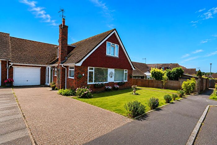 3 Bedroom Bungalow For Sale In Alfriston Close, Bexhill-On-Sea, TN39