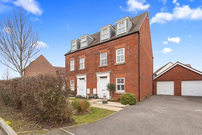 4 Bedroom Town House For Sale In Mildred Durrant Way, Hurstpierpoint, West Sussex, BN6