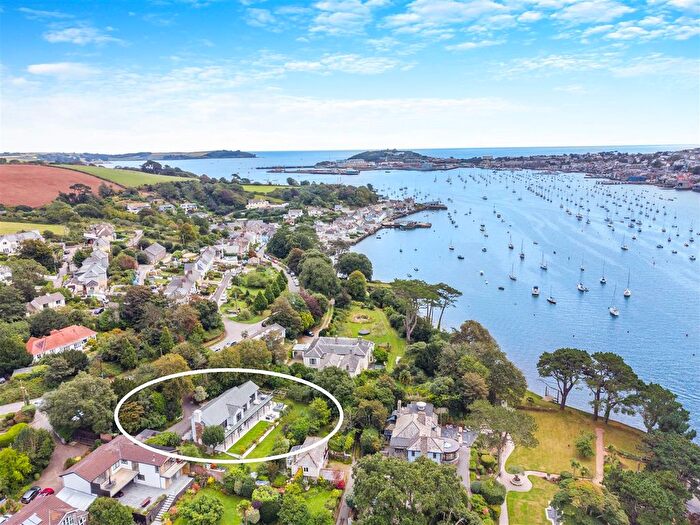 4 Bedroom Detached House For Sale In St. Peters Road, Flushing, Falmouth, TR11