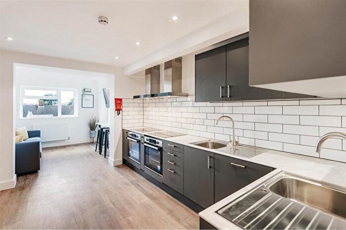 6 Bedroom Terraced House To Rent In Orpen Gardens, Bristol, BS7