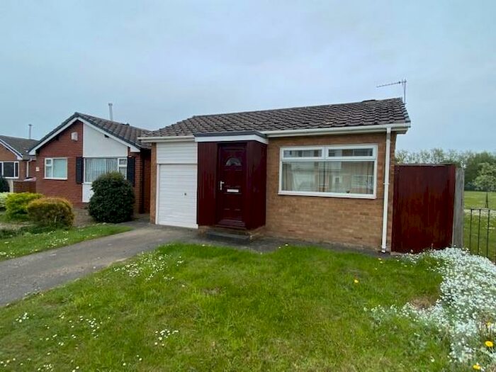 2 Bedroom Bungalow To Rent In South Park, Lytham St Annes, FY8