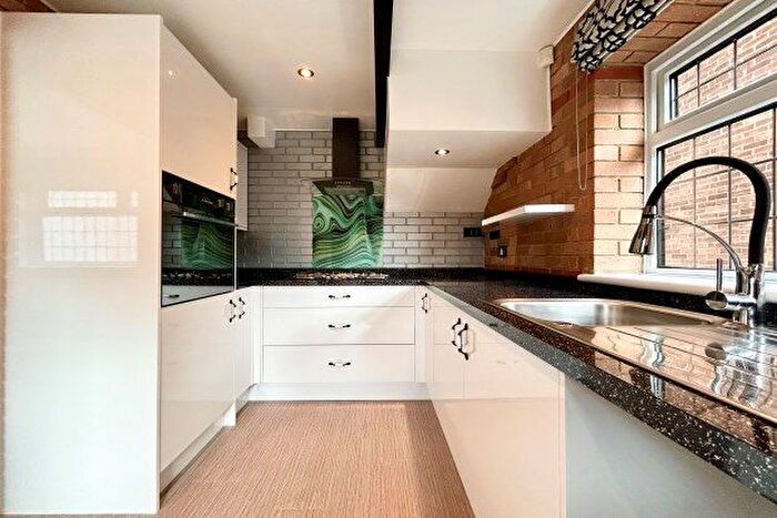 3 Bedroom Property To Rent In Princes Road, Dartford, DA2