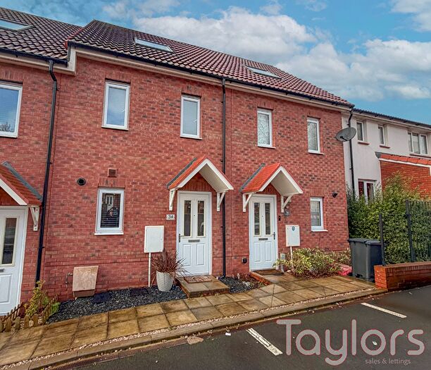 3 Bedroom Terraced House For Sale In Luscombe Close, Paignton, TQ3