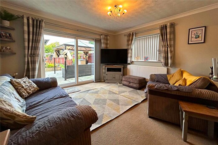 3 Bedroom Terraced House For Sale In Ewins Close, Ash, Surrey, GU12