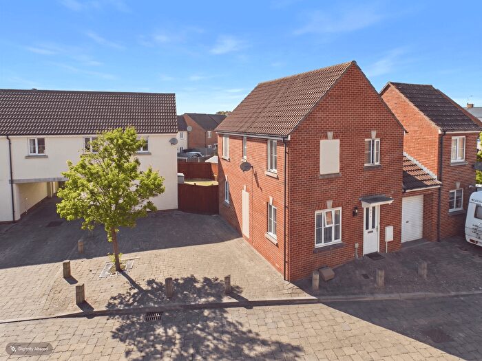3 Bedroom Detached House For Sale In Worle Moor Road, Weston Village, Weston-Super-Mare, BS24