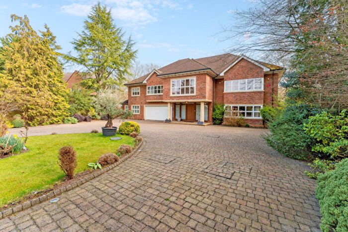 5 Bedroom Detached House For Sale In Copse Close, Northwood, HA6