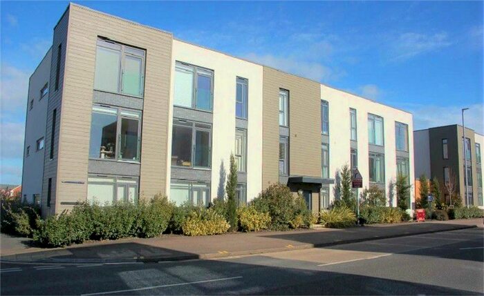 2 Bedroom Flat To Rent In Cunningham Court, Taunton TA1