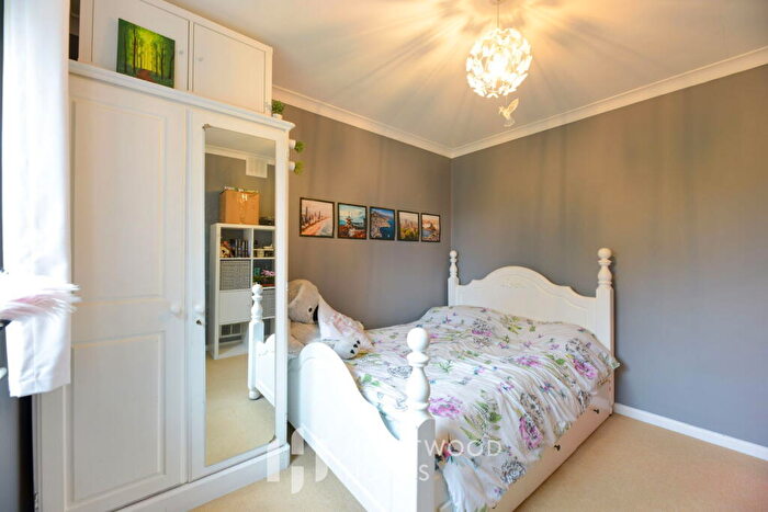 3 Bedroom End Of Terrace House For Sale In Meadowcroft, St. Albans, AL1