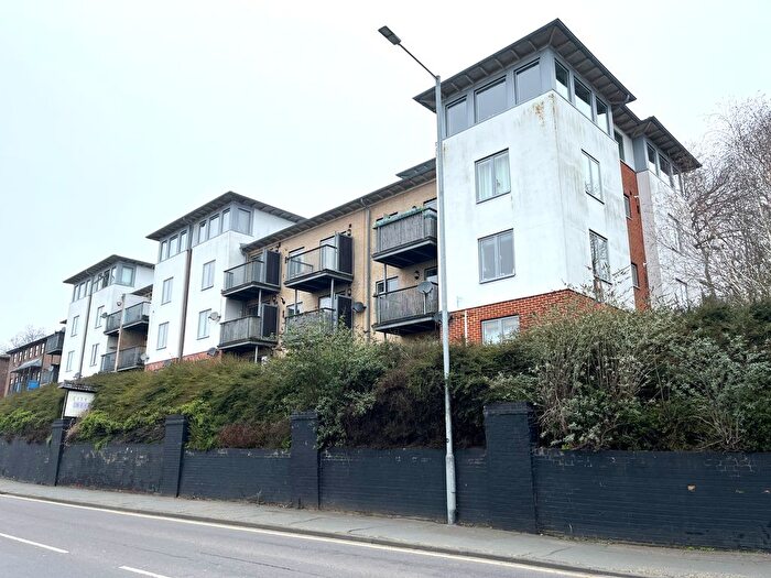 2 Bedroom Flat To Rent In Telegraph Lane East, Norwich, NR1