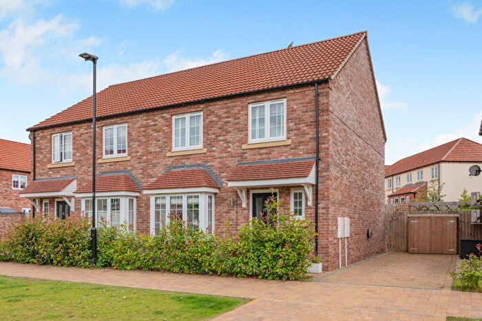 4 Bedroom Semi Detached House For Sale In Wetherby, Ezart Avenue, LS22