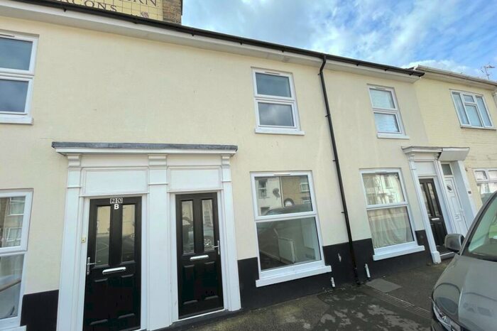 2 Bedroom Terraced House To Rent In Tonning Street, NR32