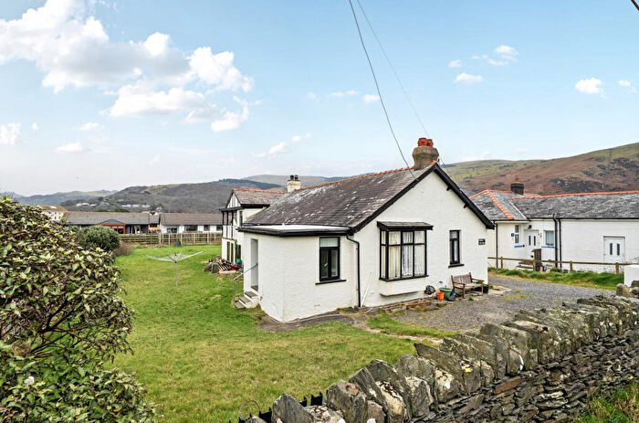 3 Bedroom Bungalow For Sale In Penrhyn Drive South, Fairbourne, Gwynedd, LL38