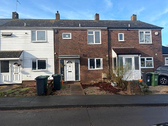 3 Bedroom Terraced House To Rent In Great Mistley, Basildon, SS16