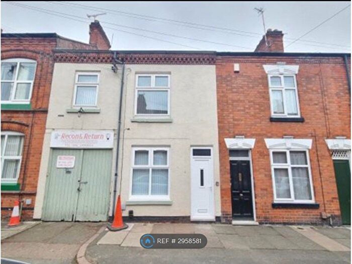 4 Bedroom Terraced House To Rent In Avenue Road Extension, Leicester, LE2