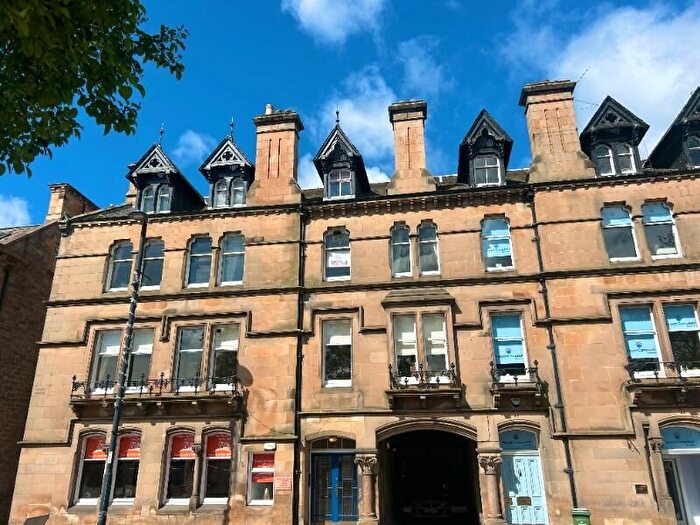 2 Bedroom Flat To Rent In Tay Street, Perth, PH1