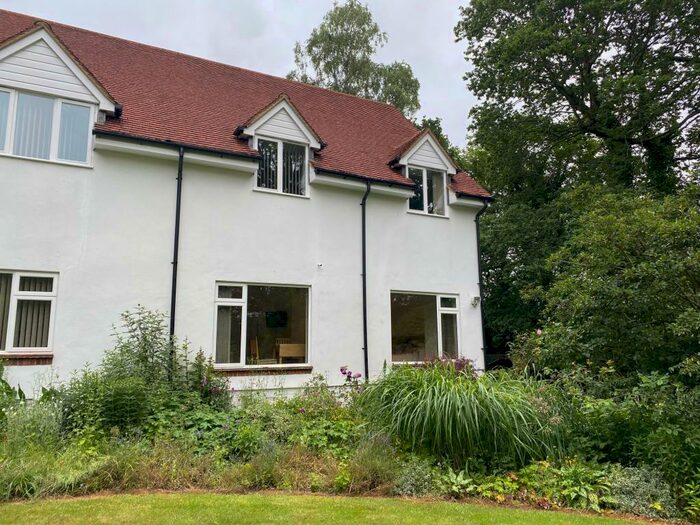 Apartment To Rent In Straight Mile, Ampfield, Romsey, SO51