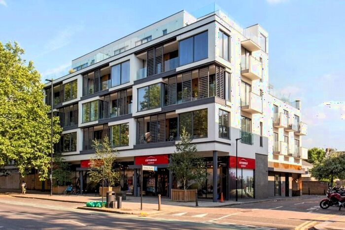 2 Bedroom Flat To Rent In Kings Place, London, W4