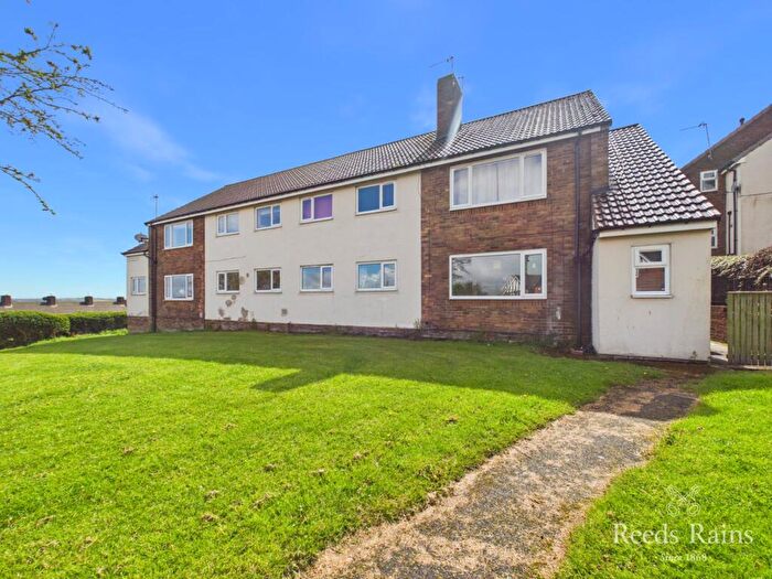 3 Bedroom Apartment For Sale In Oak Green, Brandon, Durham, DH7
