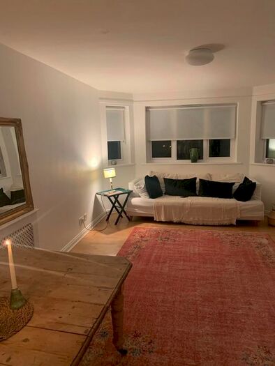 2 Bedroom Flat To Rent In Roma Court, St. James's Drive, London, SW12