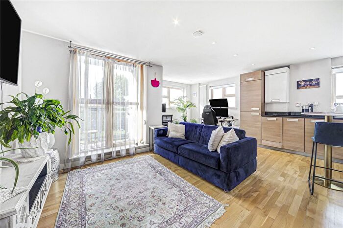 1 Bedroom Flat For Sale In Denford Street, Greenwich, SE10
