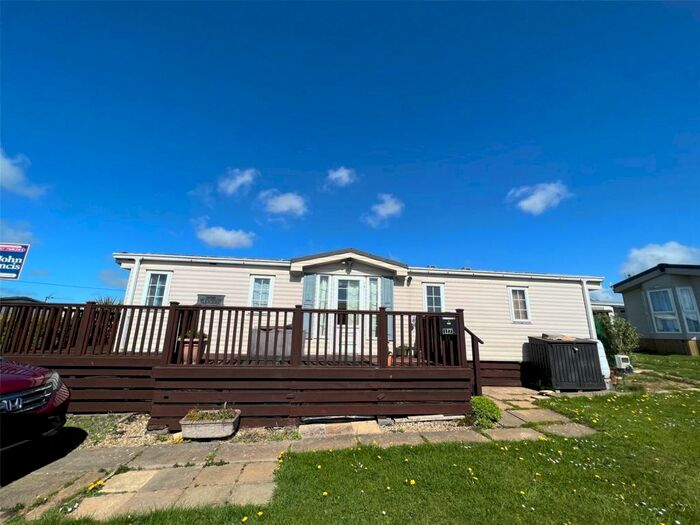 2 Bedroom Mobile Home For Sale In Park Hall Caravan Site, Pen Y Cwm, Haverfordwest, SA62