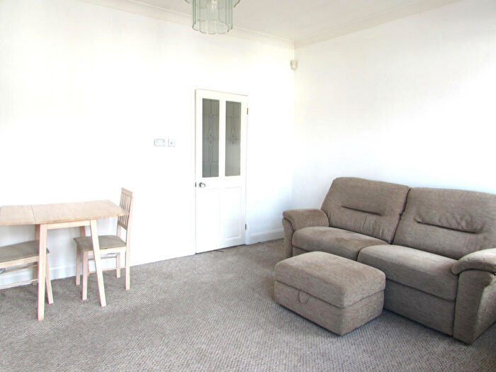 1 Bedroom Maisonette To Rent In Ladysmith Road, Harrow, Middlesex, HA3