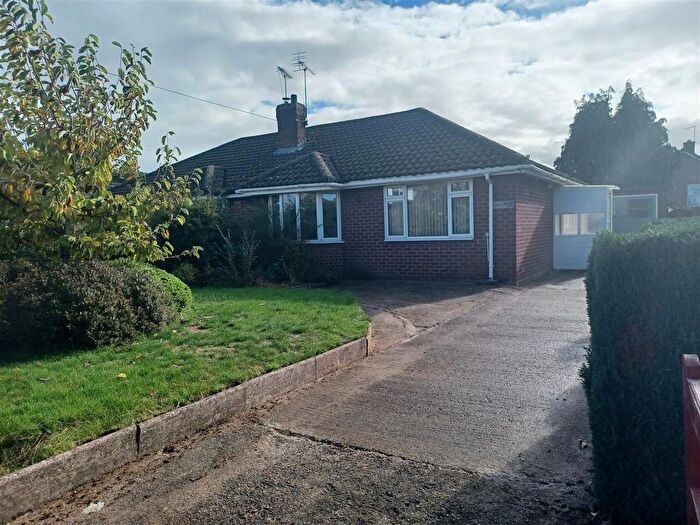 2 Bedroom Semi Detached Bungalow For Sale In Soulton Road, Wem, SY4