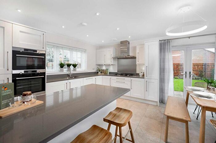 4 Bedroom Detached House For Sale In The Long Shoot, Nuneaton, CV11