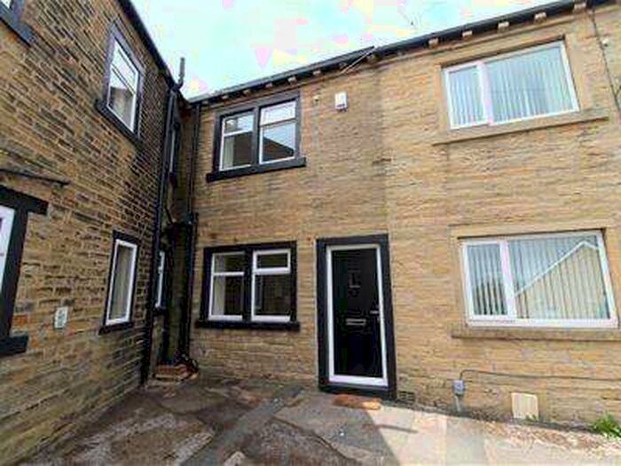 2 Bedroom Terraced House To Rent In Greens Square, Pellon, Halifax, HX2