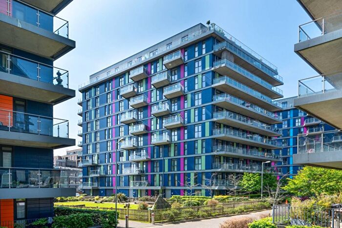 3 Bedroom Flat For Sale In Hatton Road, Alperton, Wembley, HA0