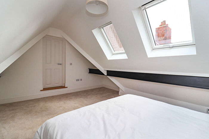 1 Bedroom Penthouse To Rent In Penthouse, Sedlescombe House, Dunchurch Road, CV22