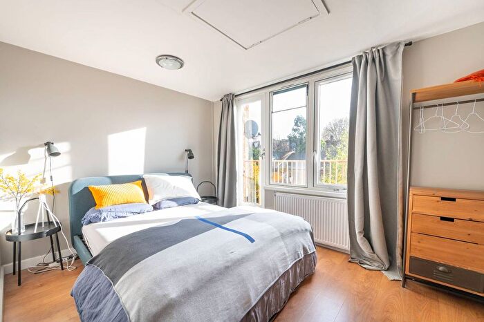 1 Bedroom Flat To Rent In Tavistock Crescent, Notting Hill, London, W11