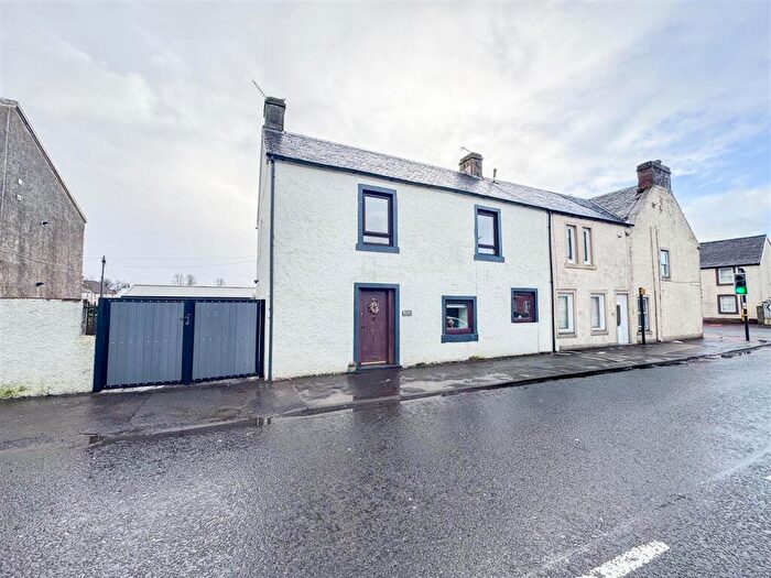 3 Bedroom End Of Terrace House For Sale In Commercial Road, Strathaven, ML10