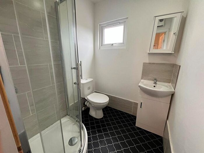 6 Bedroom Terraced House To Rent In Winnie Road, Selly Oak, Birmingham, B29
