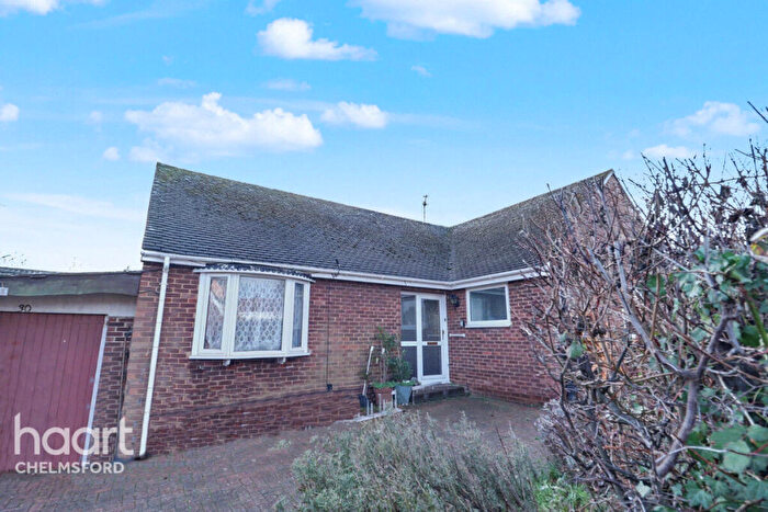 3 Bedroom Detached Bungalow For Sale In Peel Road, Chelmsford, CM2