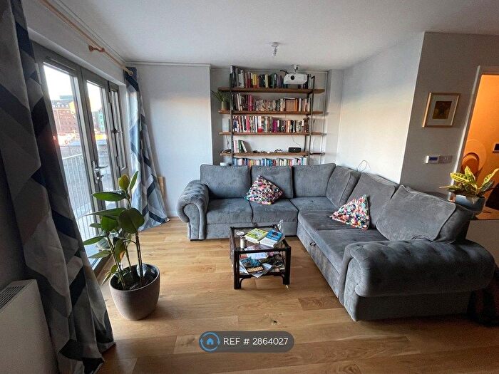 2 Bedroom Flat To Rent In Hope Quay, Bristol, BS1