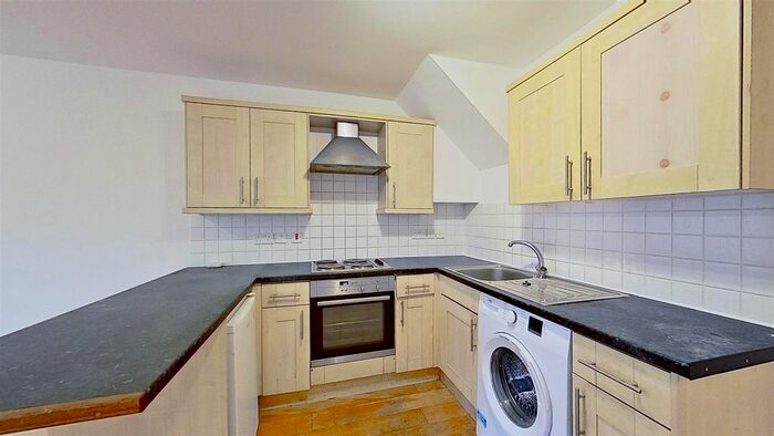 1 Bedroom Flat To Rent In The Broadway, Cheam, Sutton, SM3