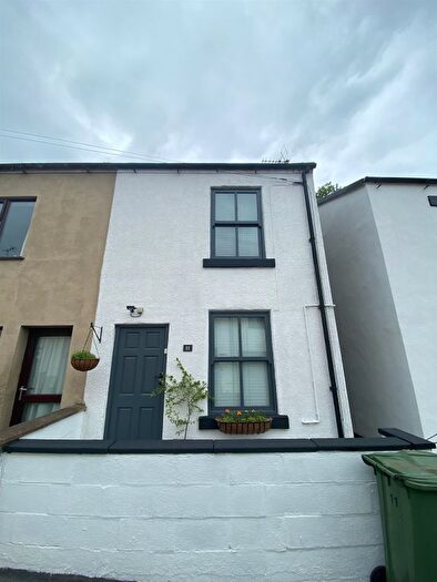 3 Bedroom Semi-detached House For Sale In Leamington Street, Ripley, DE5