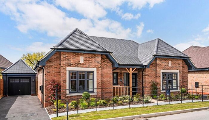 2 Bedroom Detached Bungalow For Sale In High Street, Wendover, Aylesbury, HP22